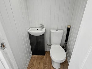 Photo 16- click for photo gallery